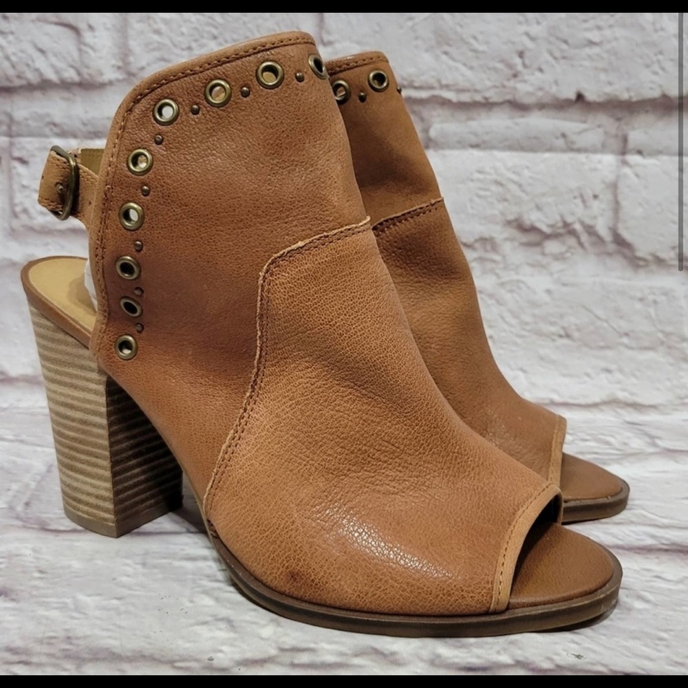 Lucky Brand Lorillar Brown Leather Heeled Booties